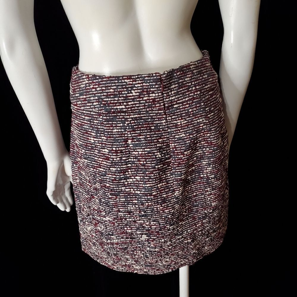 Ann Taylor Loft Petites Gray, Red, & Cream Skirt - Picture 4 of 5